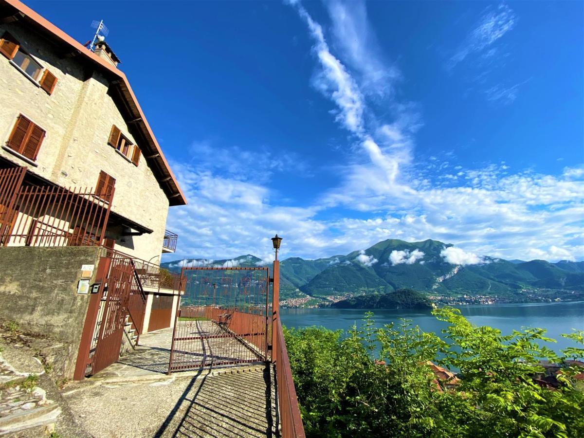 Il Bellavista Apartment Lezzeno Bagian luar foto
