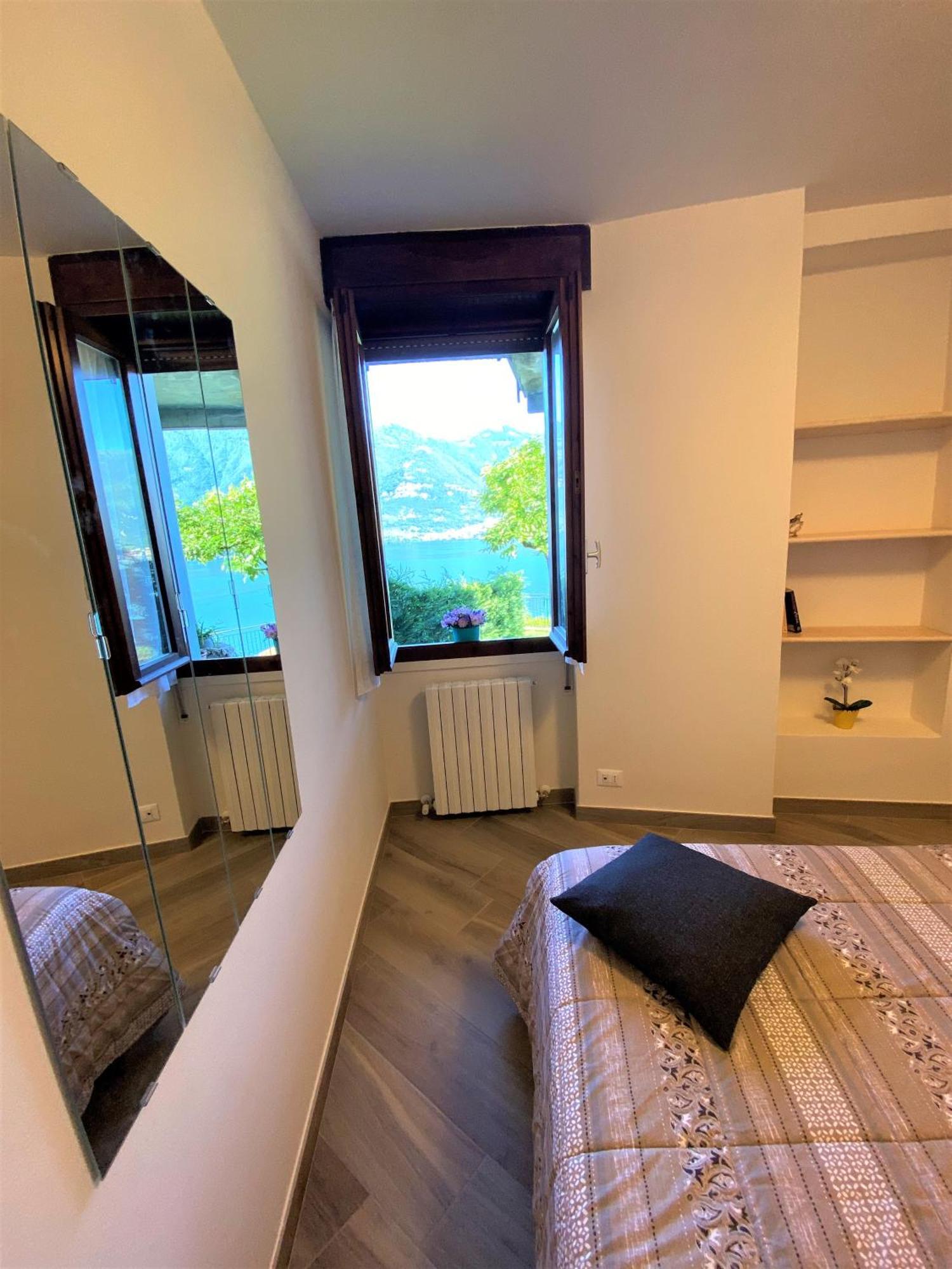 Il Bellavista Apartment Lezzeno Bagian luar foto